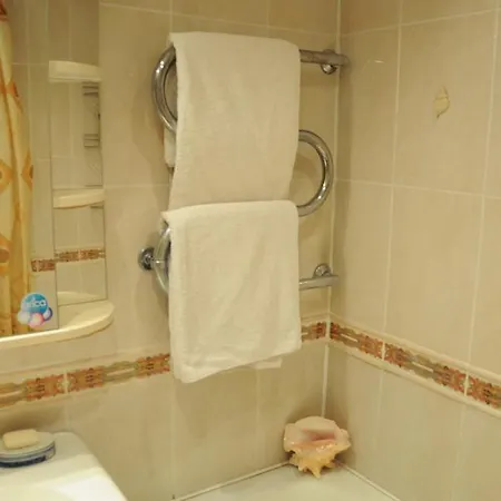Apartment Zaclavskaya Central, 2 In Centre Near Metro Minsk